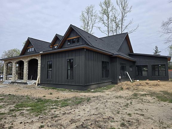 2nd image of 66 Friendship Rd