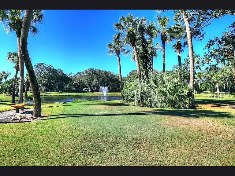 9600 Riverside Dr — Photo 33