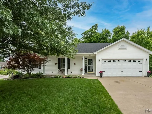 3414 Bedford Falls Dr, Wentzville, MO 63385