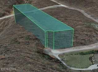 26 Tower Pl, Monterey, TN 38574