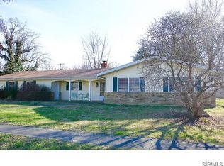 200 W Magnolia St, Marine, IL