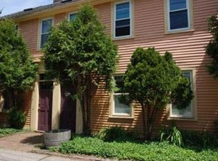 75 Market St APT 4, Amesbury, MA 01913