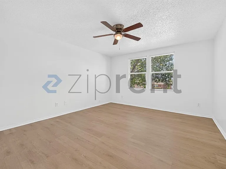 1320 Junction Run — Photo 19