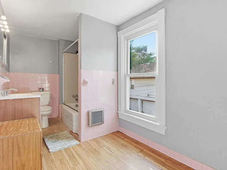 5816 Smithfield St #1 — Photo 6