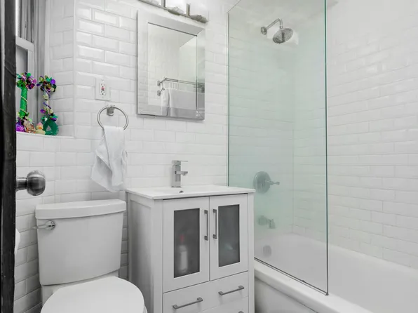 166 East 35th Street image 9 of 14