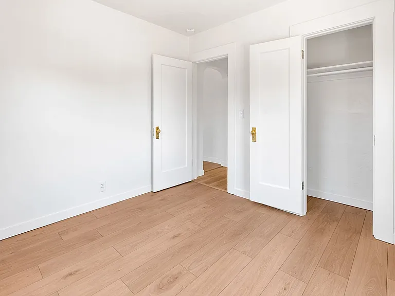 527 Mill St — Photo 10