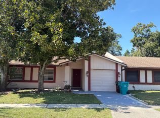 1024 Mancha Re Al Dr, Orlando, FL 32807