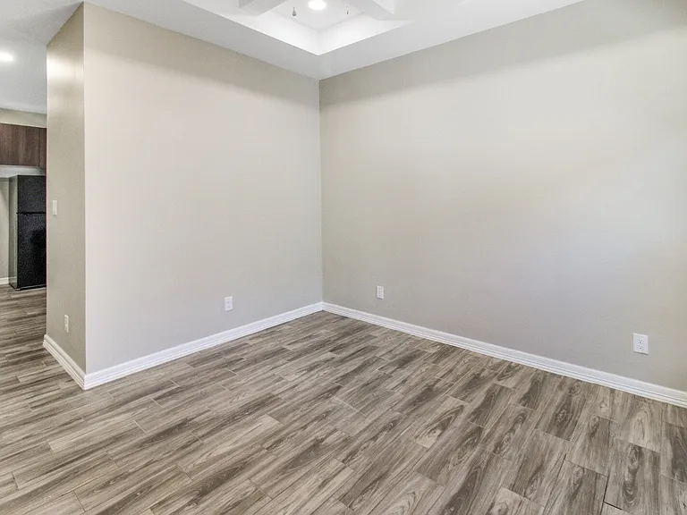 904 Mahala Ave #3 — Photo 10