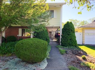 1628 10th Ave APT 4, Longview, WA 98632