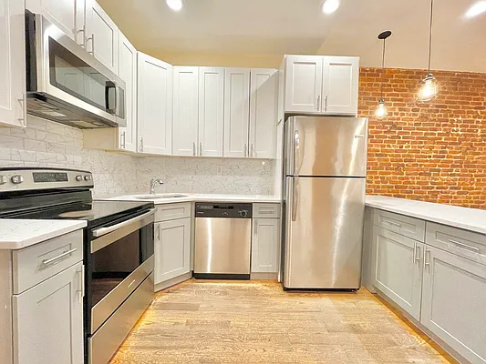 Rented by Doorway NYC, LLC | media 2