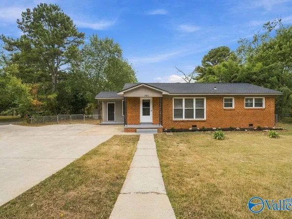 701 Mastin Lake Rd NW, Huntsville, AL 35811