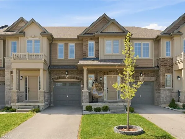 81 Beasley Grv, Hamilton, ON L9K 0J7