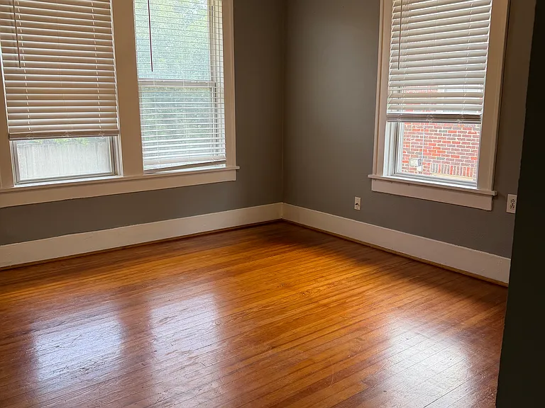 Secondary bedroom