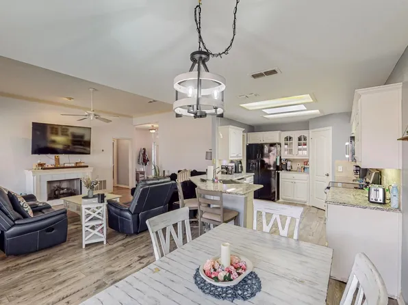 711 Azalea Trl, Waxahachie, TX 75165