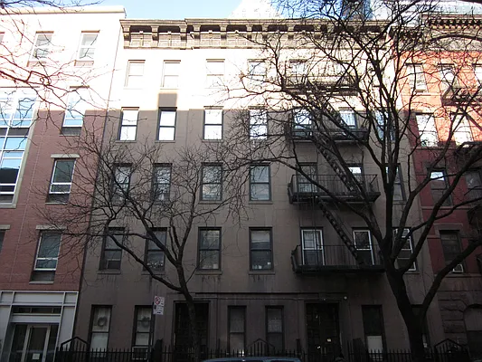 Rented by Metropolitan Equities | media 10