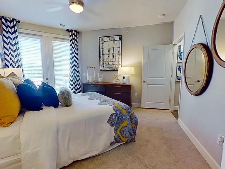 The Vue at Creve Coeur Apartments — Photo 69