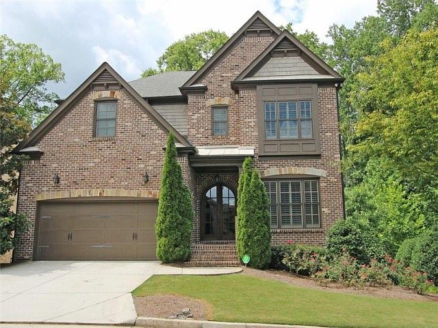 1st image of 704 Park Manor Dr SE