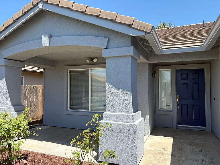 Welcome to 1001
Bristow Street
