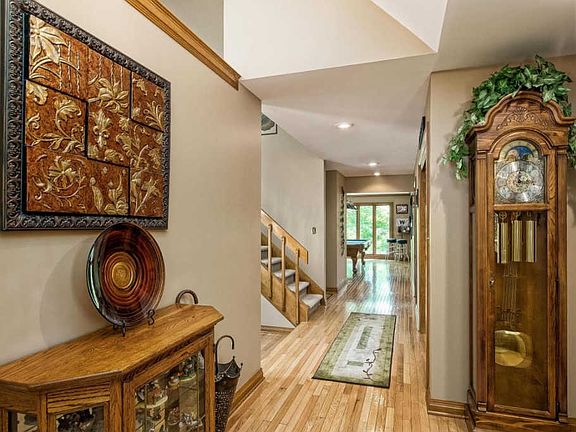 4th image of 120 Woodland Dr