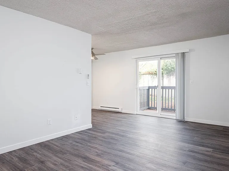 The Ridge at Bellevue — Photo 32