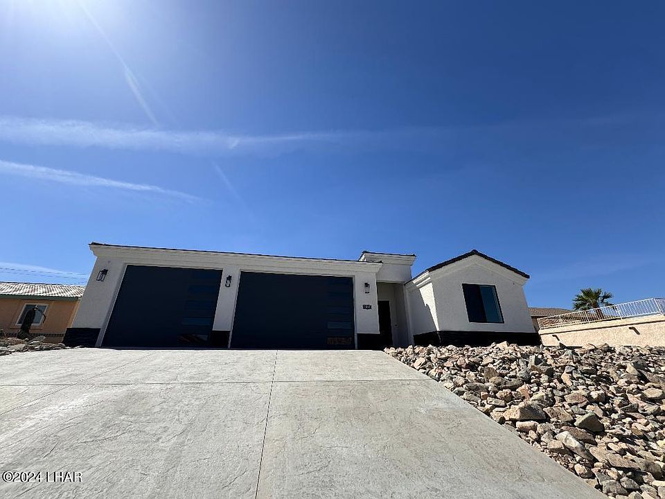 1st image of 3382 Palmtree Dr