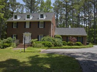 122 Glenridge Cir, Greenwood, SC 29646