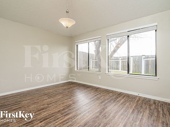 4th image of 7921 Rice Dr
