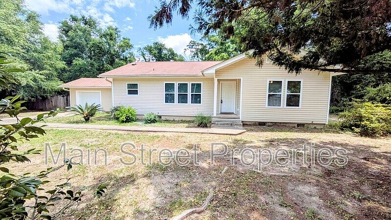 1st image of 3826 N 11th Ave