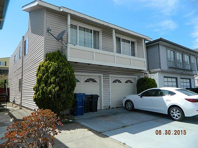 2nd image of 19 Camelot Ct