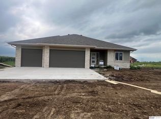 810 N 22nd St, Ashland, NE 68003