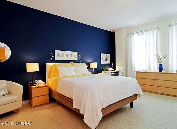 5th image of 5978 N Lincoln Ave APT 4A