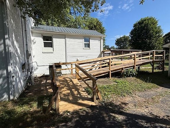 5th image of 146 Dry Valley Rd