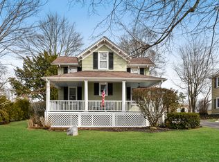 207 N Barry Ave, Mamaroneck, NY 10543
