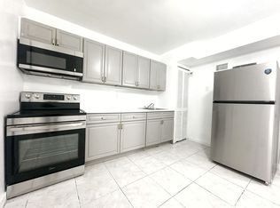 450 NW 7th St #7, Miami, FL 33136