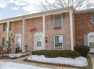 1659 McKool Ave, Streamwood, IL 60107