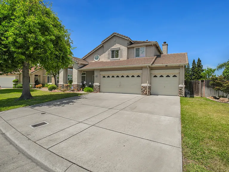 3437 Mesa Verde Cir — Photo 3
