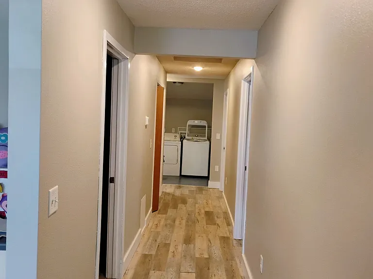 207 Pleasant Ave S #2 — Photo 2