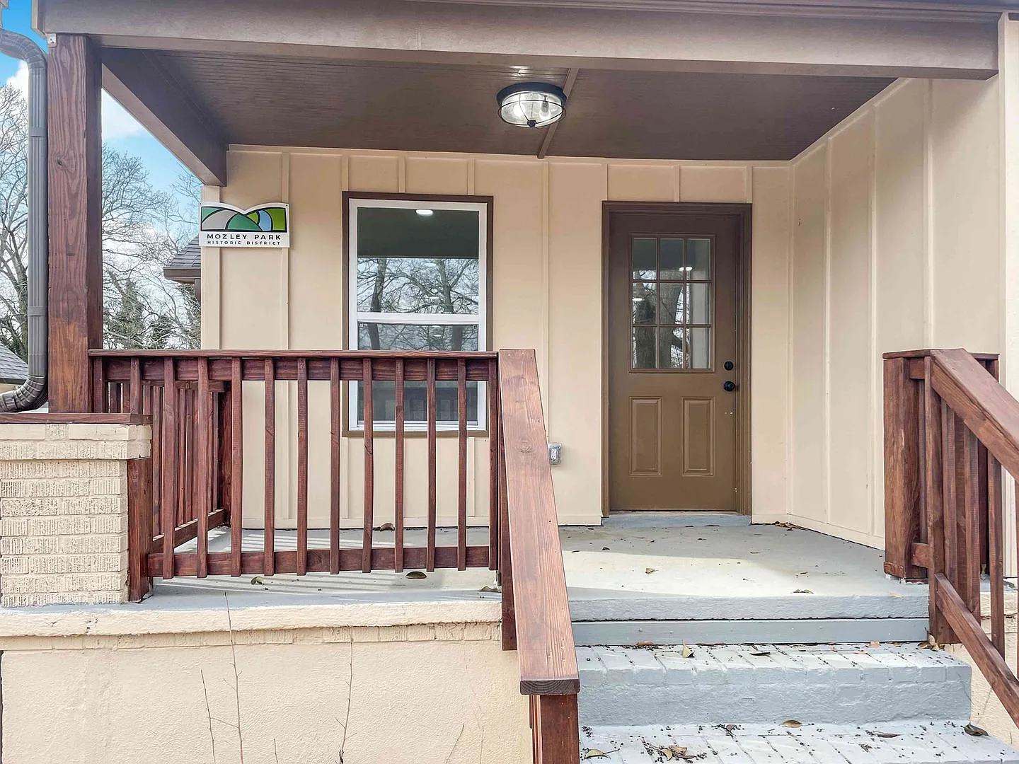 Beautiful 3BR Home Near Mozley Park! — Photo 2