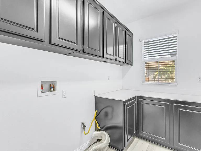 5810 Redhaven St — Photo 15