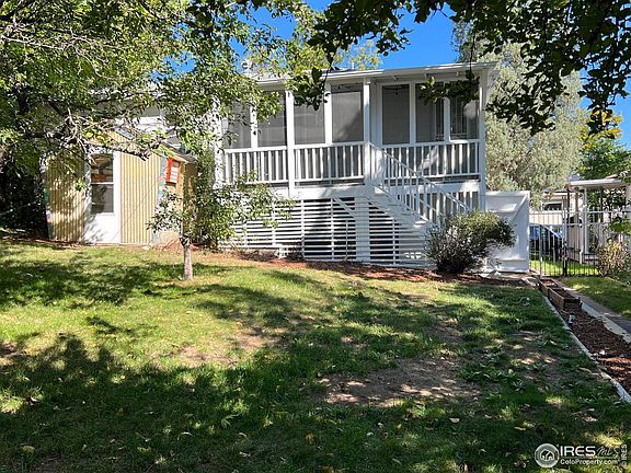 3rd image of 410 Iris Ave