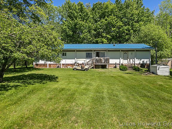 3rd image of 10727 Riverview Dr