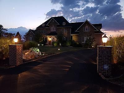 1st image of 242 Inez Ln