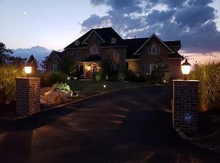 242 Inez Ln, Stephens City, VA 22655