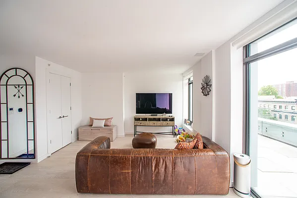 Rented by Compass | media 8