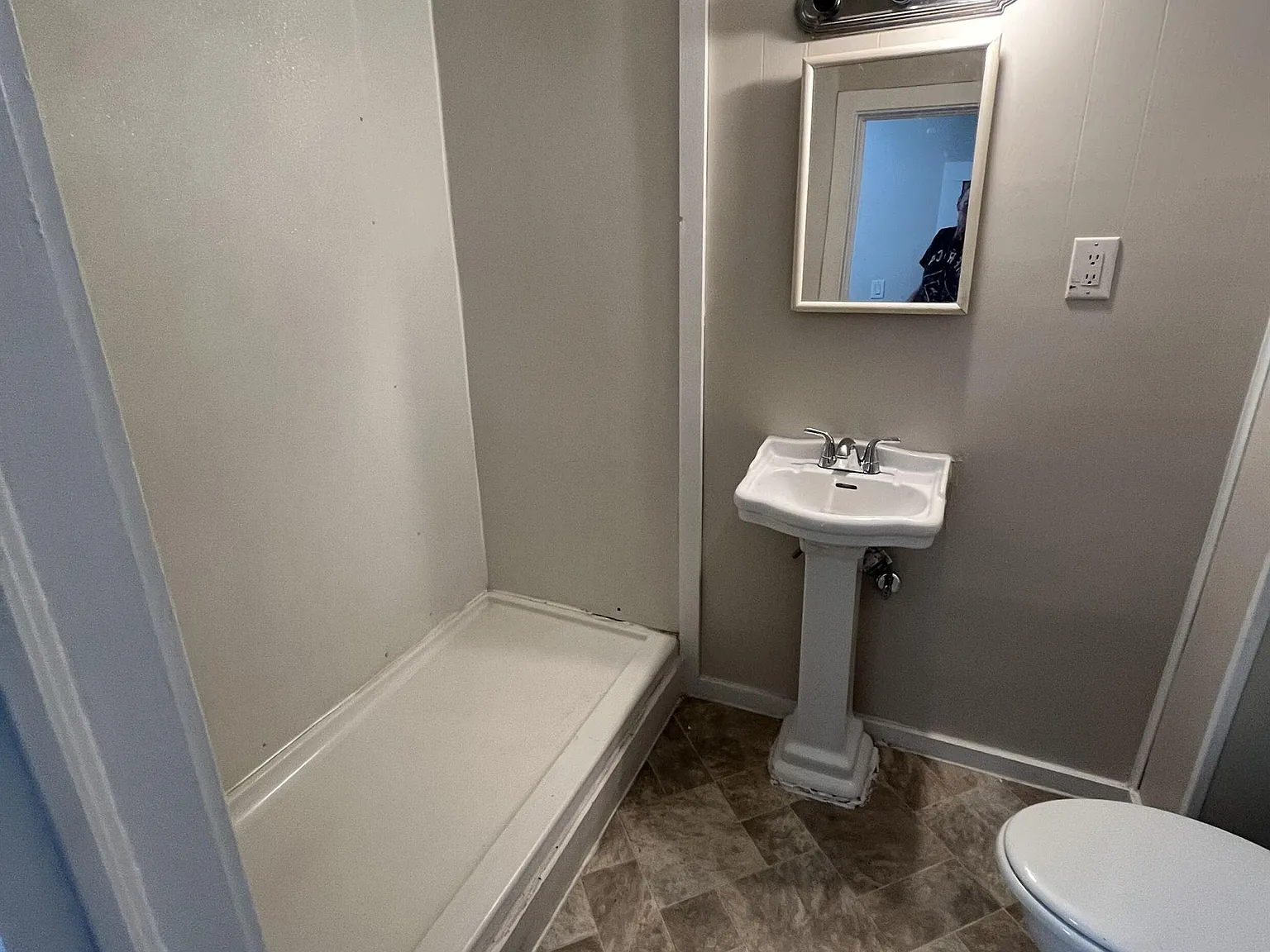 2408 Brown Street — Photo 3