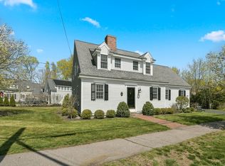 54 Pleasant St, Hingham, MA 02043