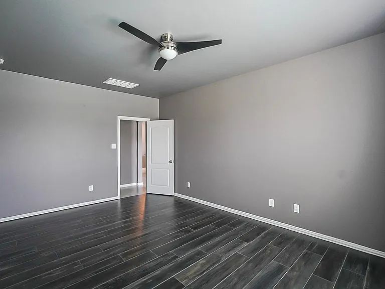 2507 Galley Ridge Dr — Photo 22