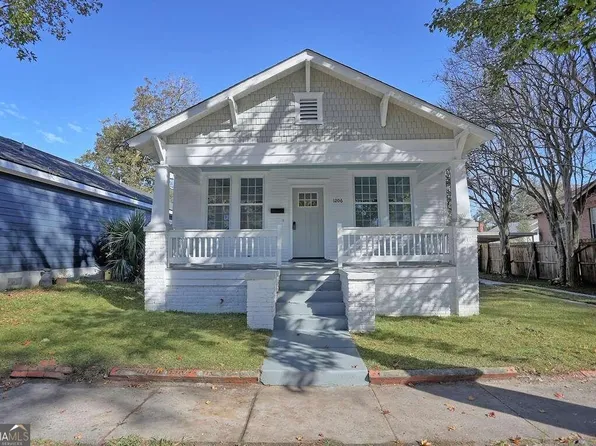 1206 Seiler Ave, Savannah, GA 31404