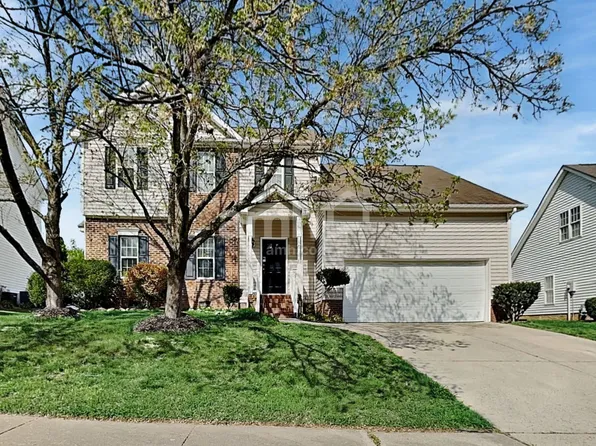 5805 Brookshadow Dr, Raleigh, NC 27610