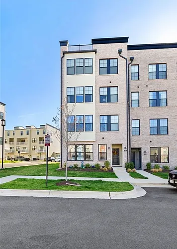 585 Hazel Pl #A Photo 1